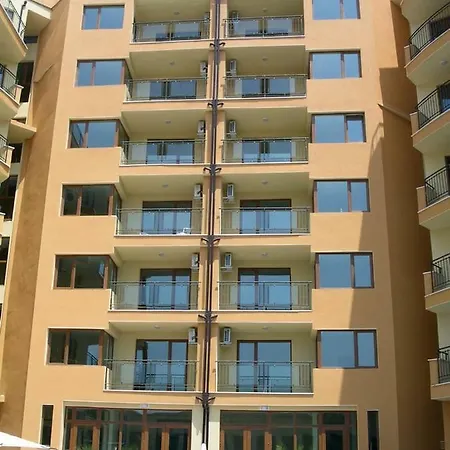 Apartament Amadeus 5 *